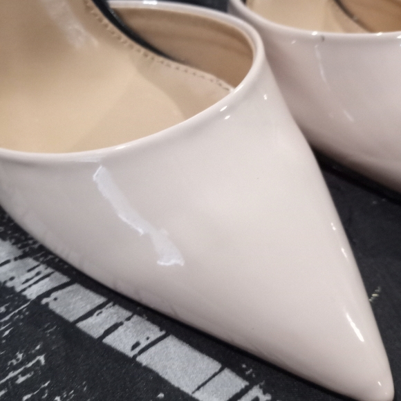 Express Heels - Picture 14 of 14